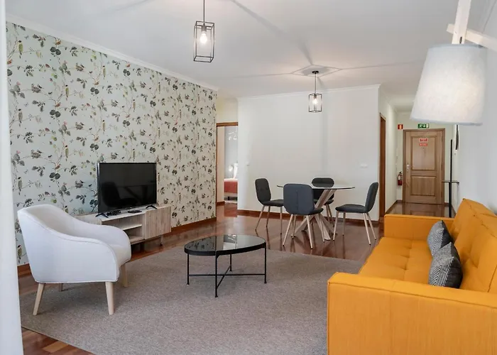 Reis Magos Iv By An Island Apartment Canico (Madeira)